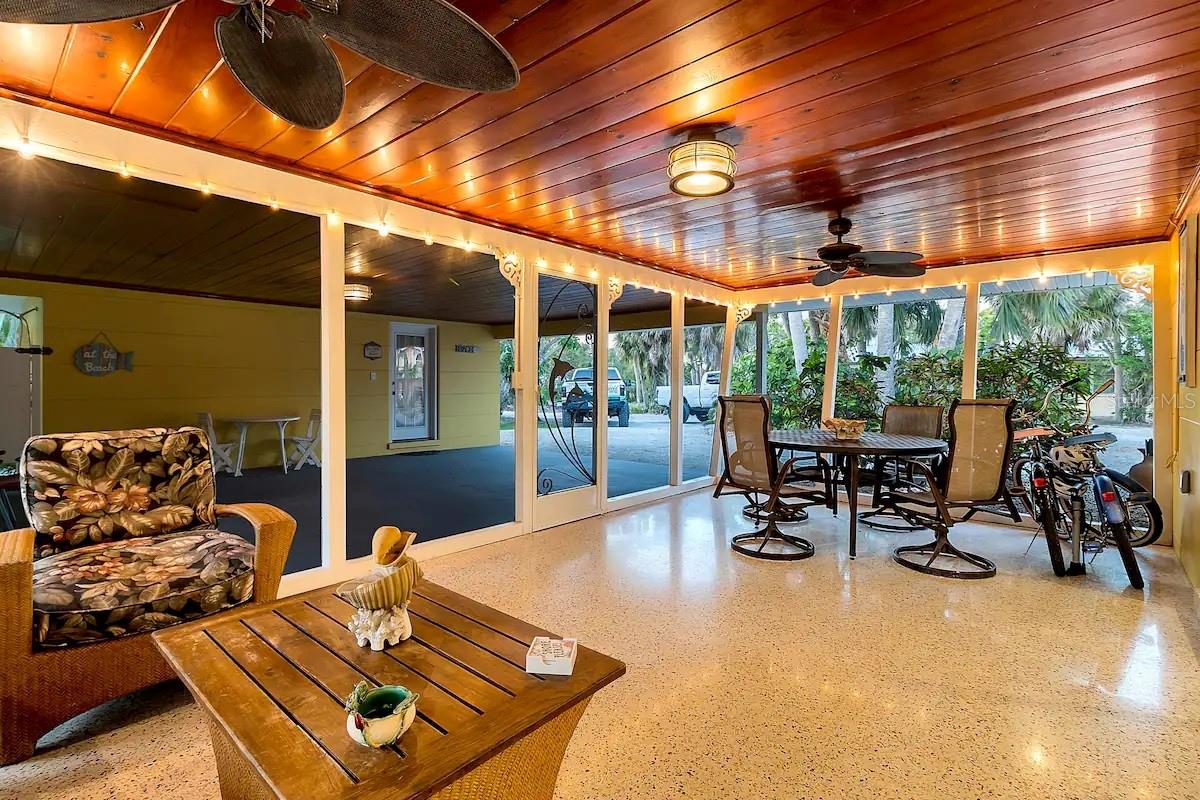 LEMON BAY ESTATES 01 - Residential Lease