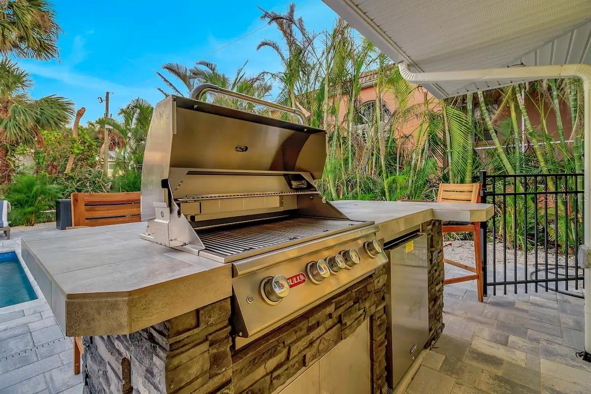 LEMON BAY ESTATES 01 - Residential Lease