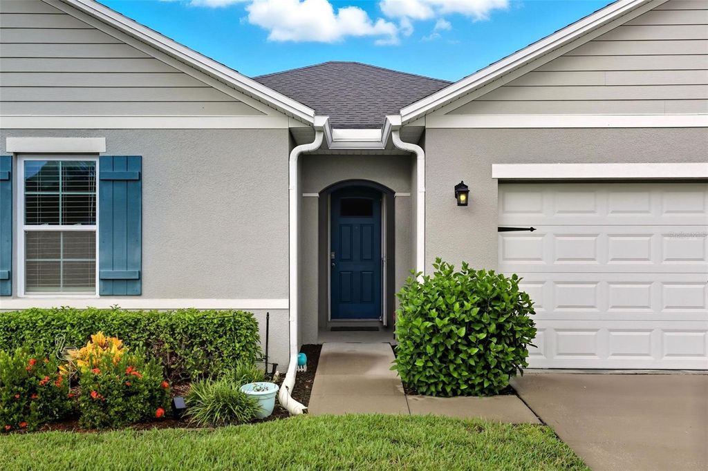 Photo of 147 Rip Cord Lane, Deland, FL 32724 (MLS # V4945228)