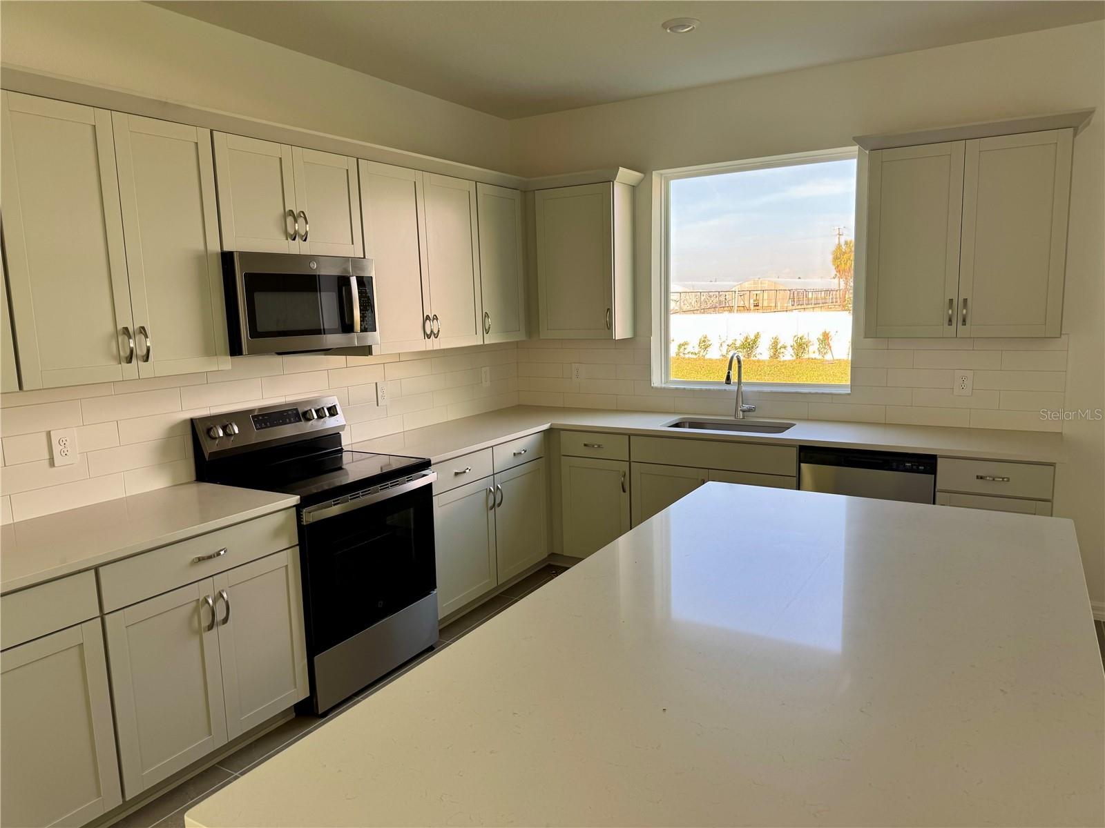 SOUTHPOINTE - Residential