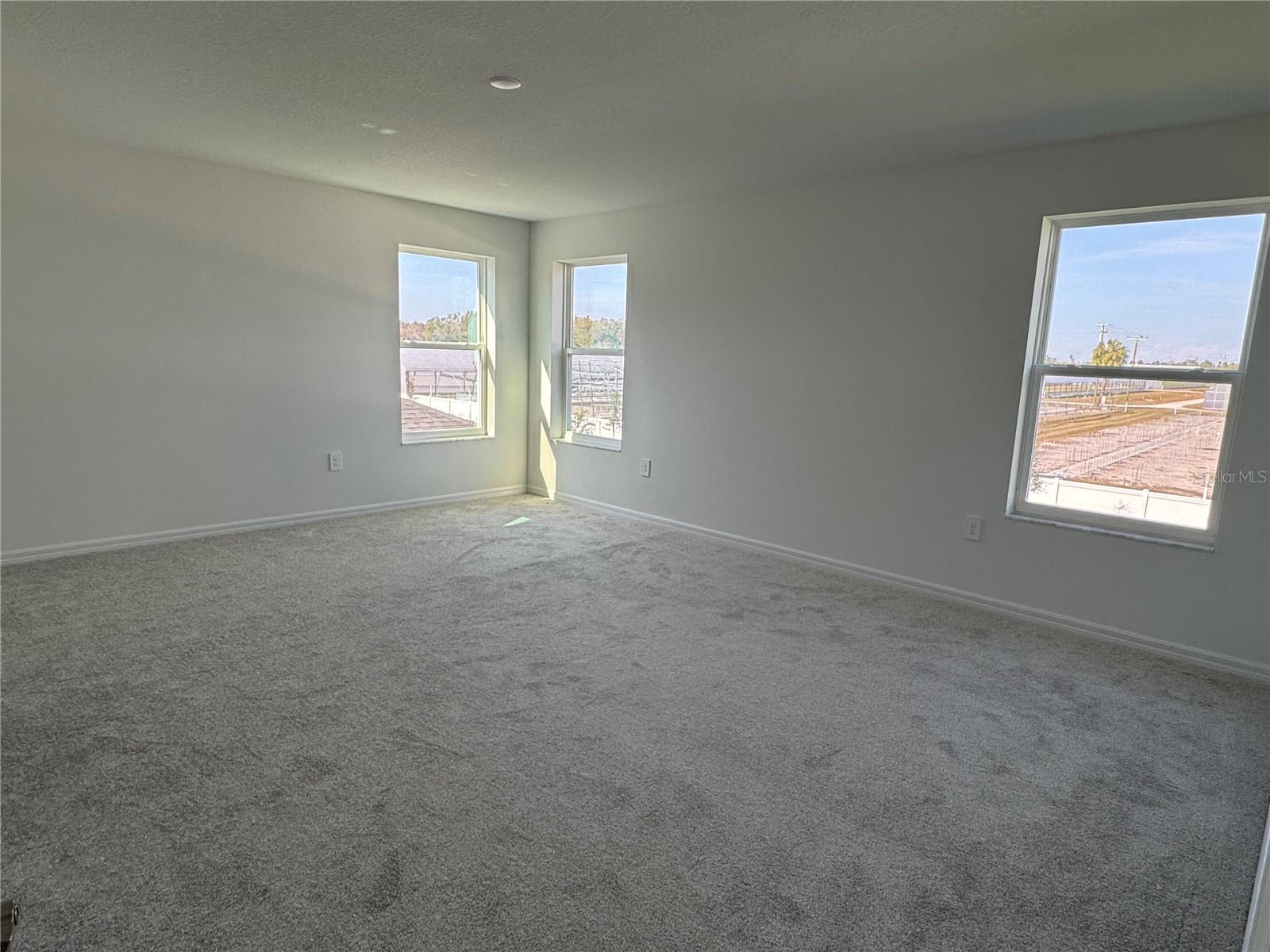 SOUTHPOINTE - Residential