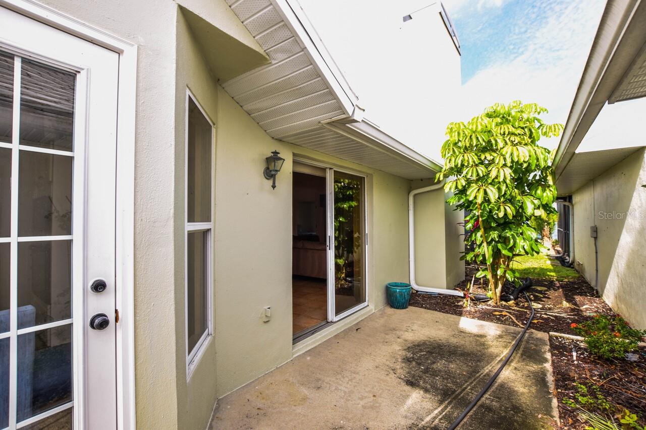 HARRINGTON LAKE - Residential