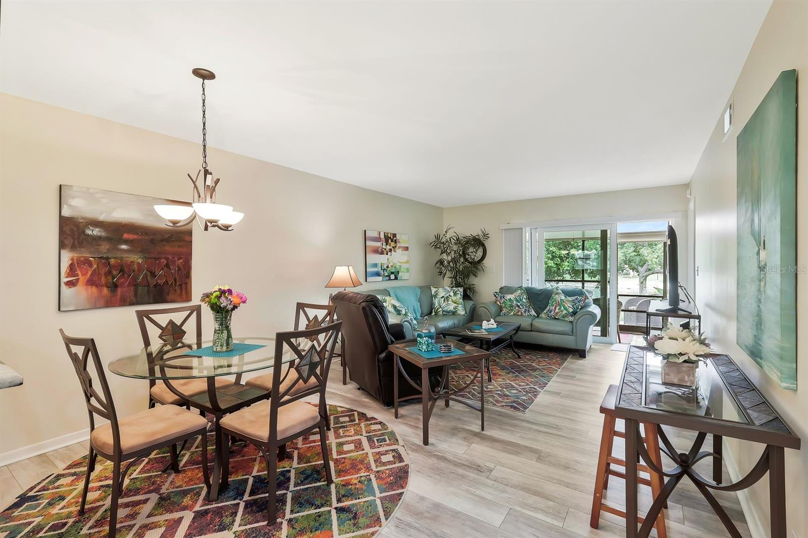 CENTRAL PARK SOUTH 01 - Residential