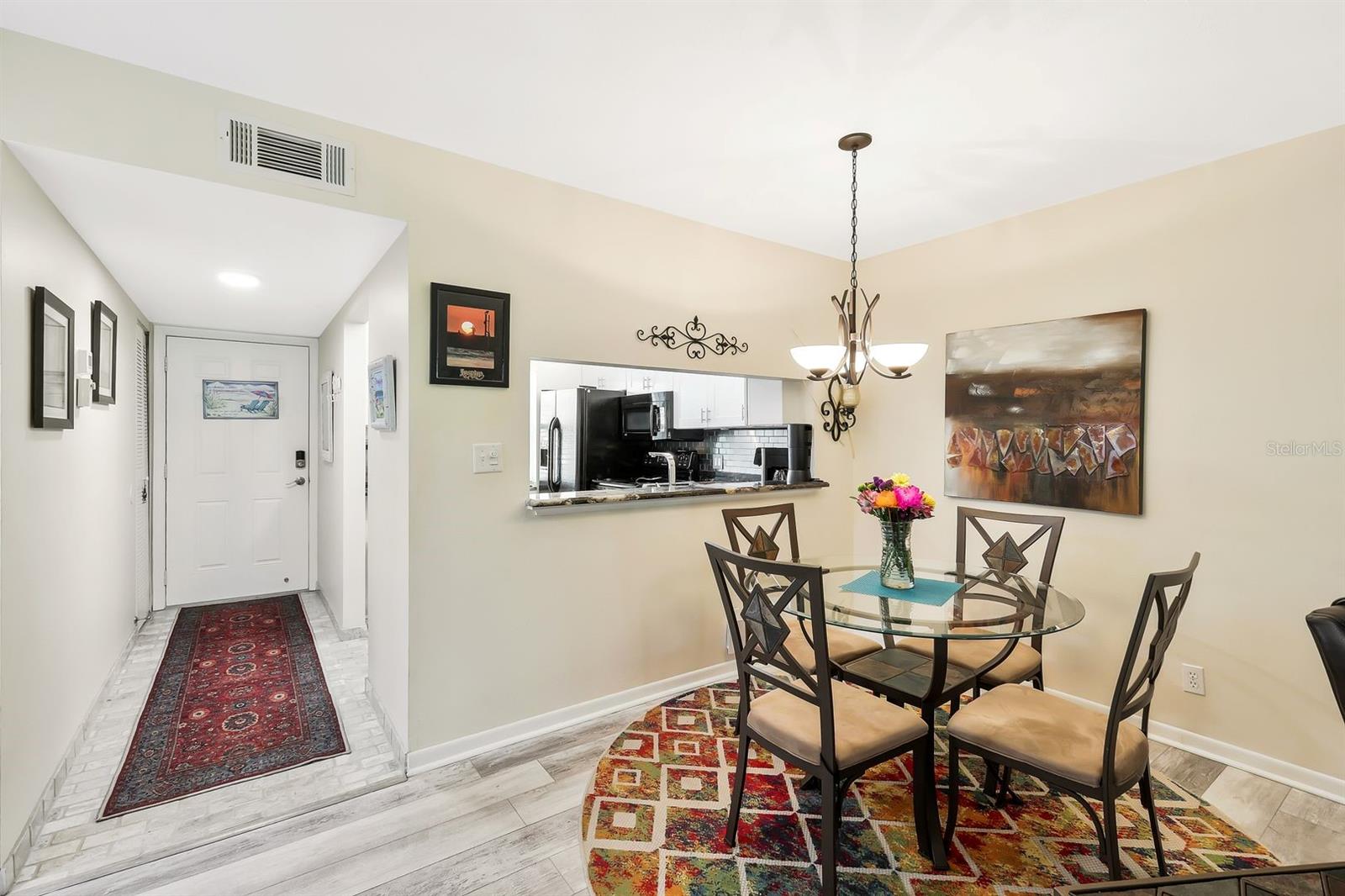 CENTRAL PARK SOUTH 01 - Residential