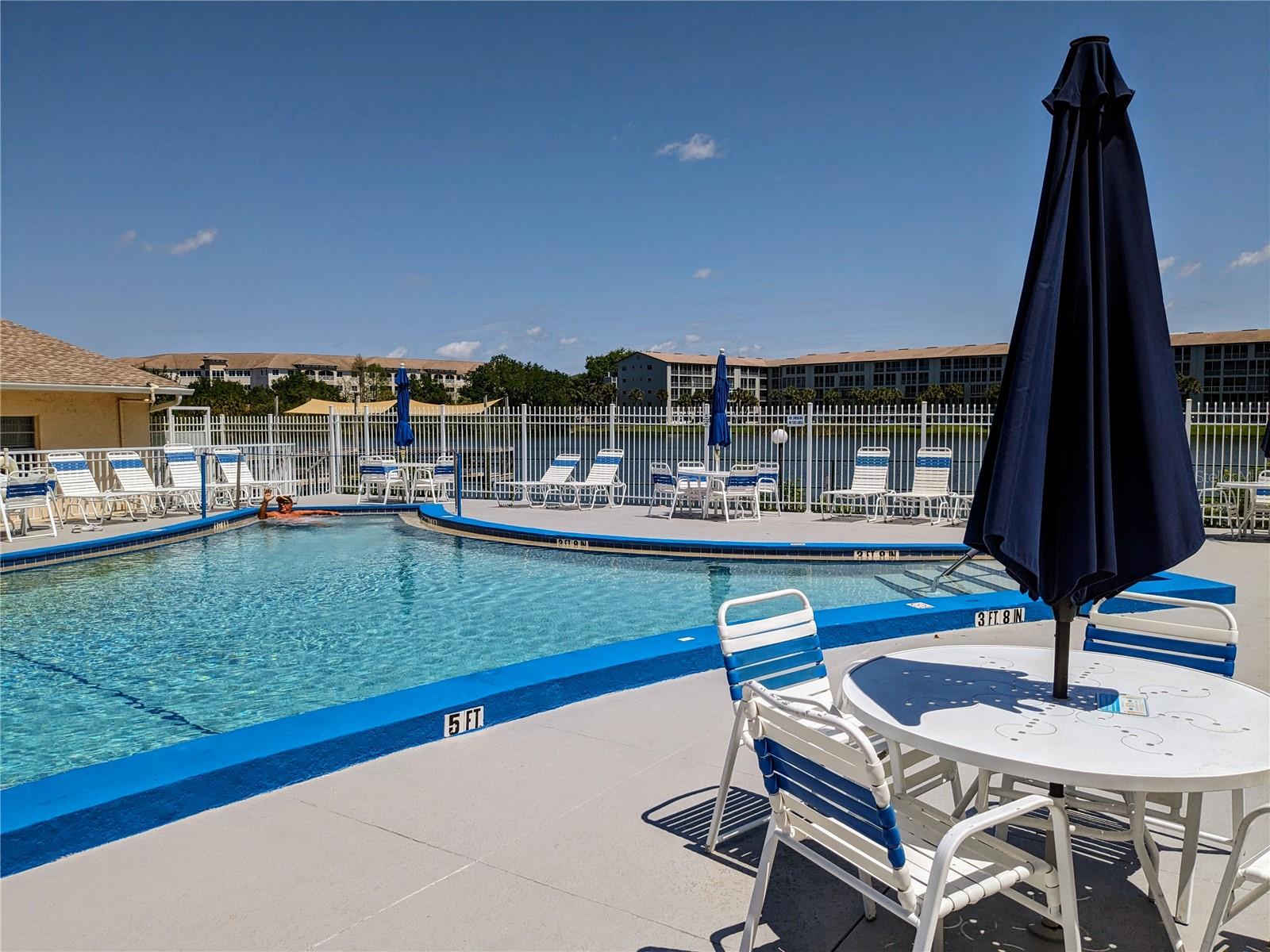 BAYSHORE ON THE LAKE APTS II SEC 3 - Residential