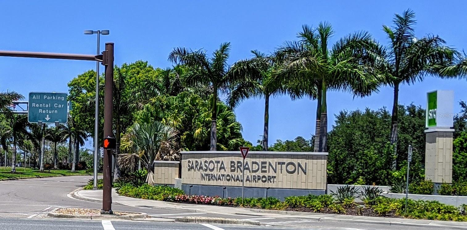 BAYSHORE ON THE LAKE APTS II SEC 3 - Residential