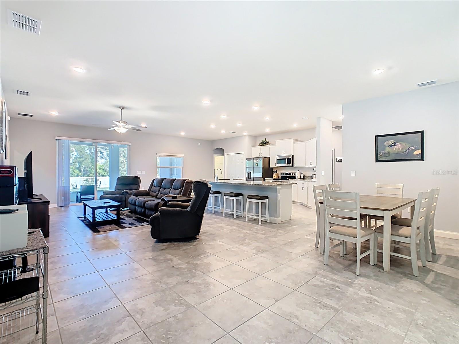 JULIANA VILLAGE - Residential