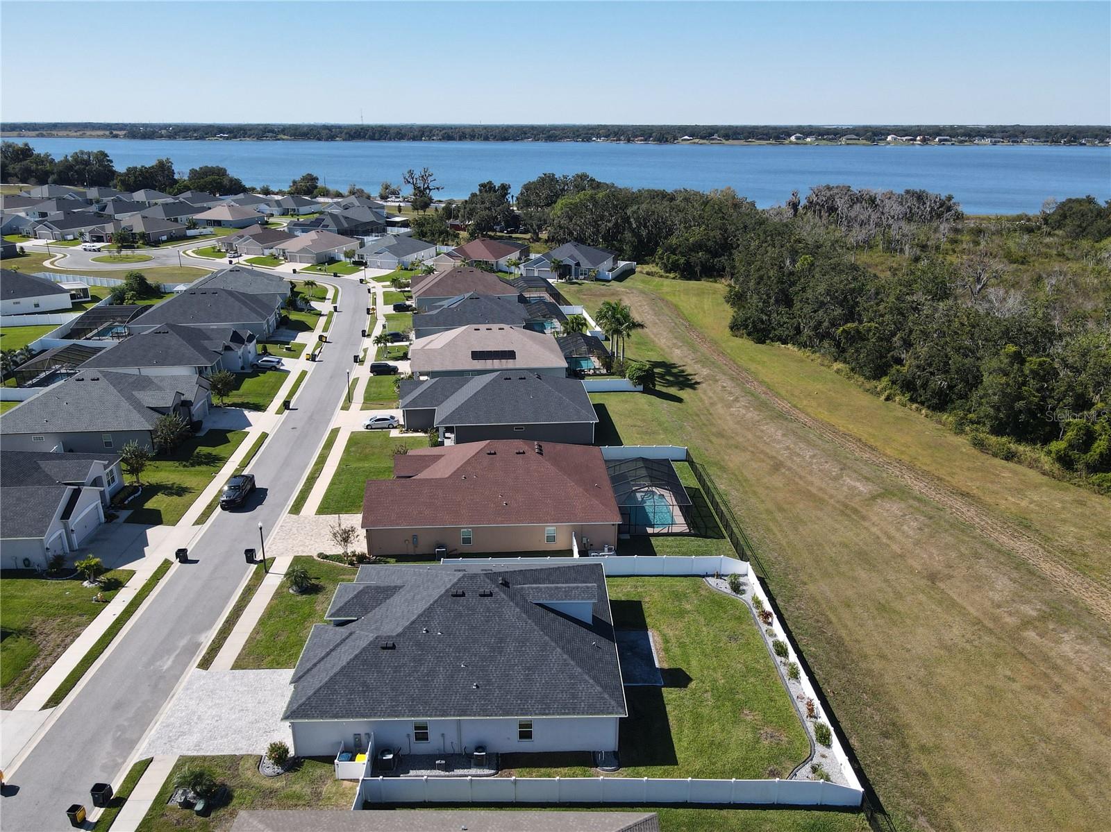 JULIANA VILLAGE - Residential