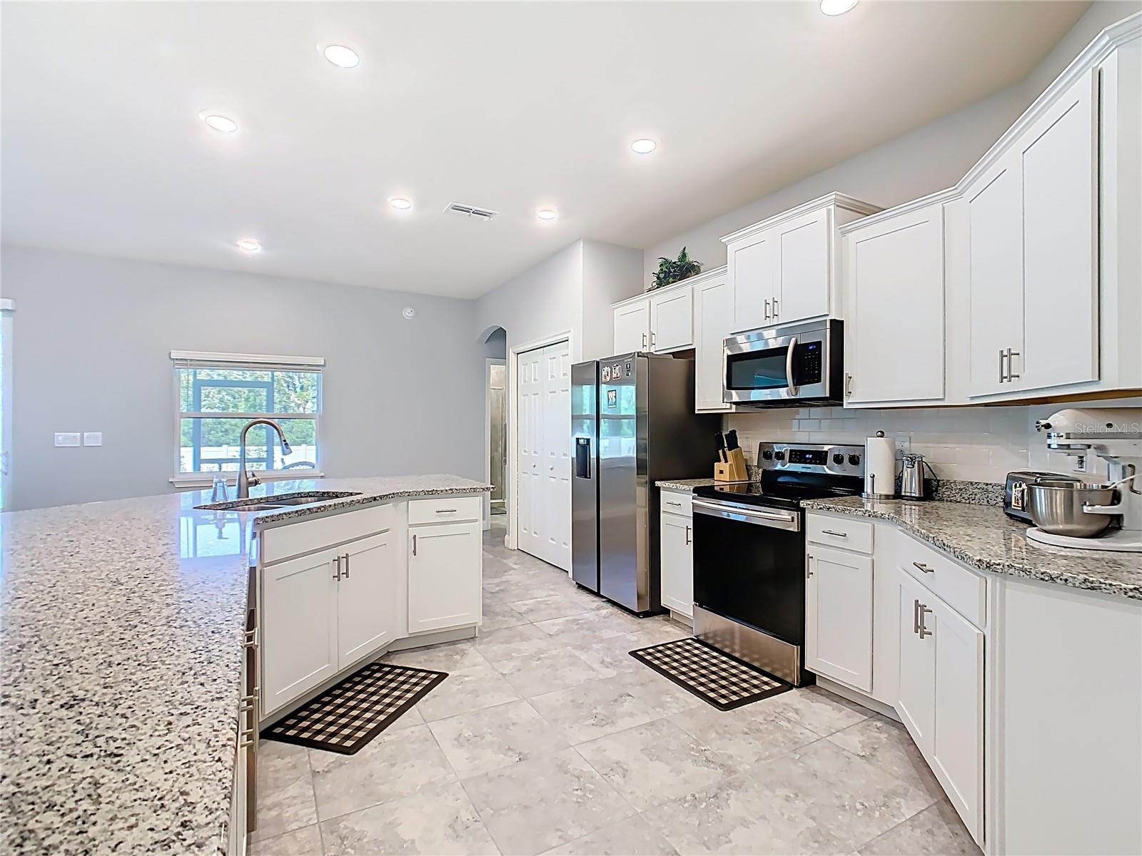 JULIANA VILLAGE - Residential