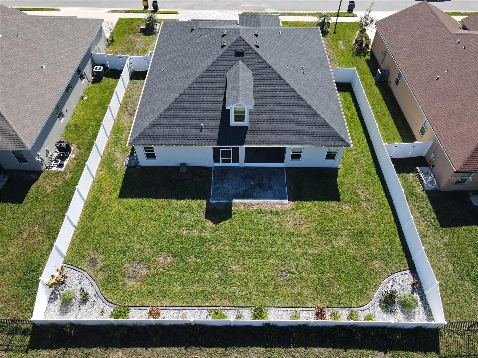 JULIANA VILLAGE - Residential