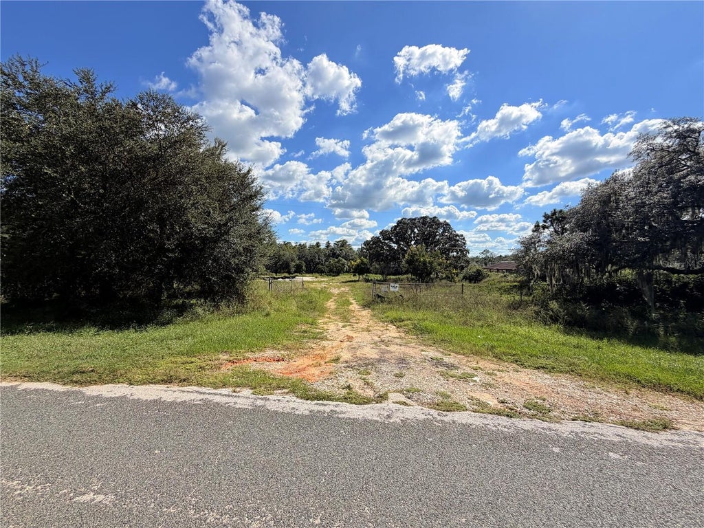 Photo of 10306 Dwights Road, Clermont, FL 34714 (MLS # O6449657)