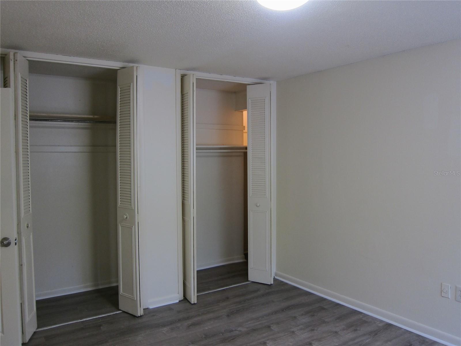 300 NW 20TH AVENUE 6
