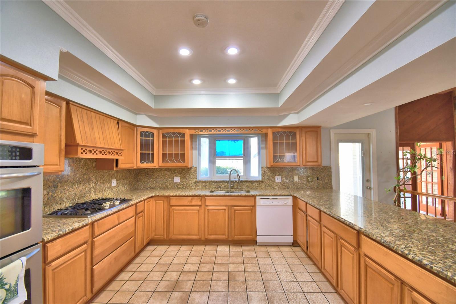 TRACY TERRACE - Residential