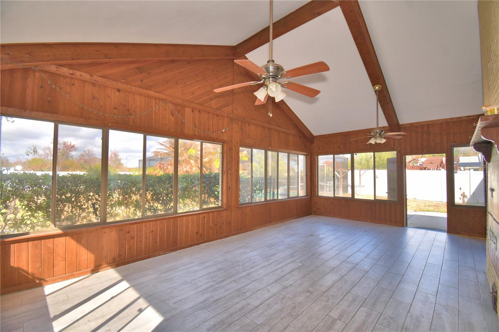 TRACY TERRACE - Residential