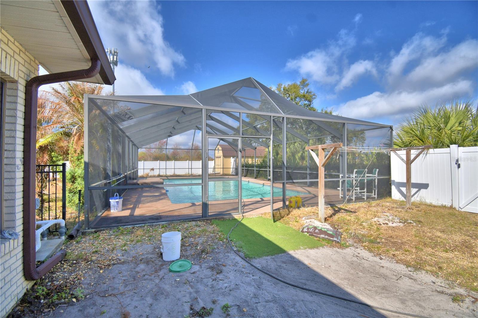 TRACY TERRACE - Residential