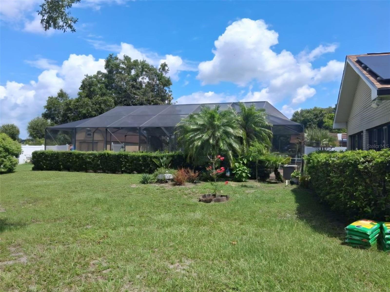 TRACY TERRACE - Residential