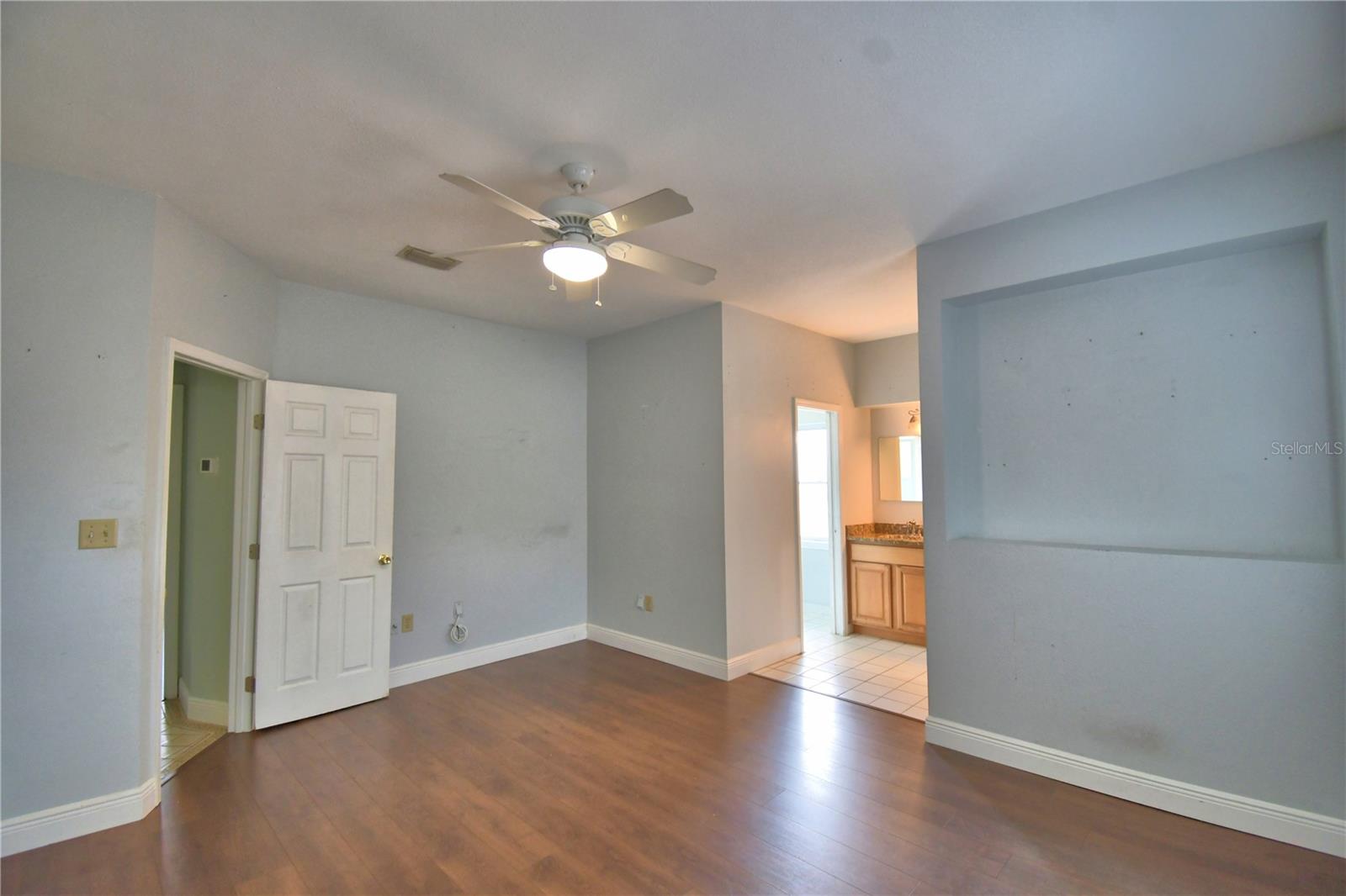 TRACY TERRACE - Residential