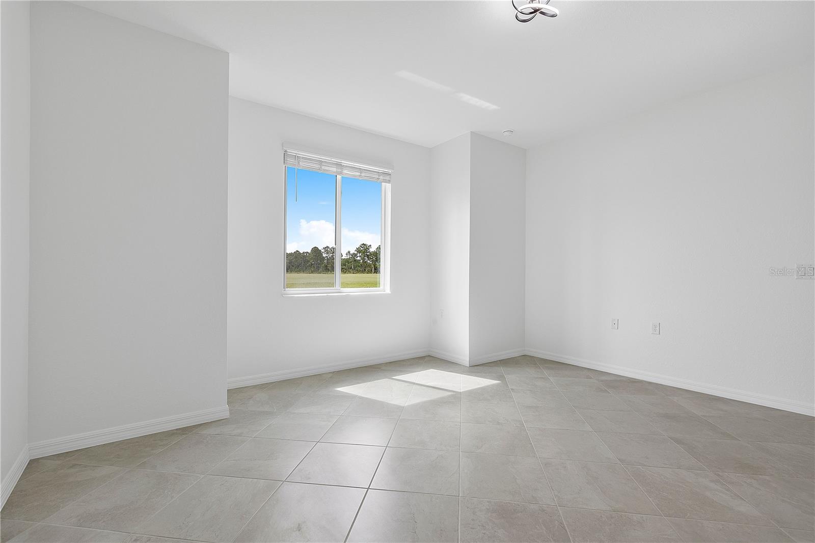 WEBBS RESERVE - Residential Lease