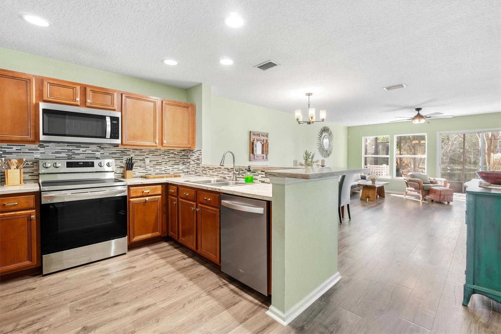 SOUTH TUSCANY VILLAGE - Residential