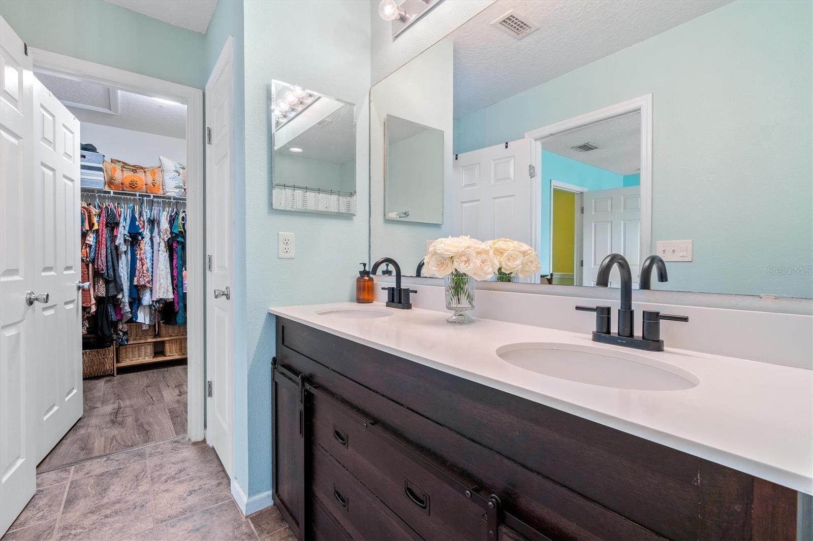 SOUTH TUSCANY VILLAGE - Residential