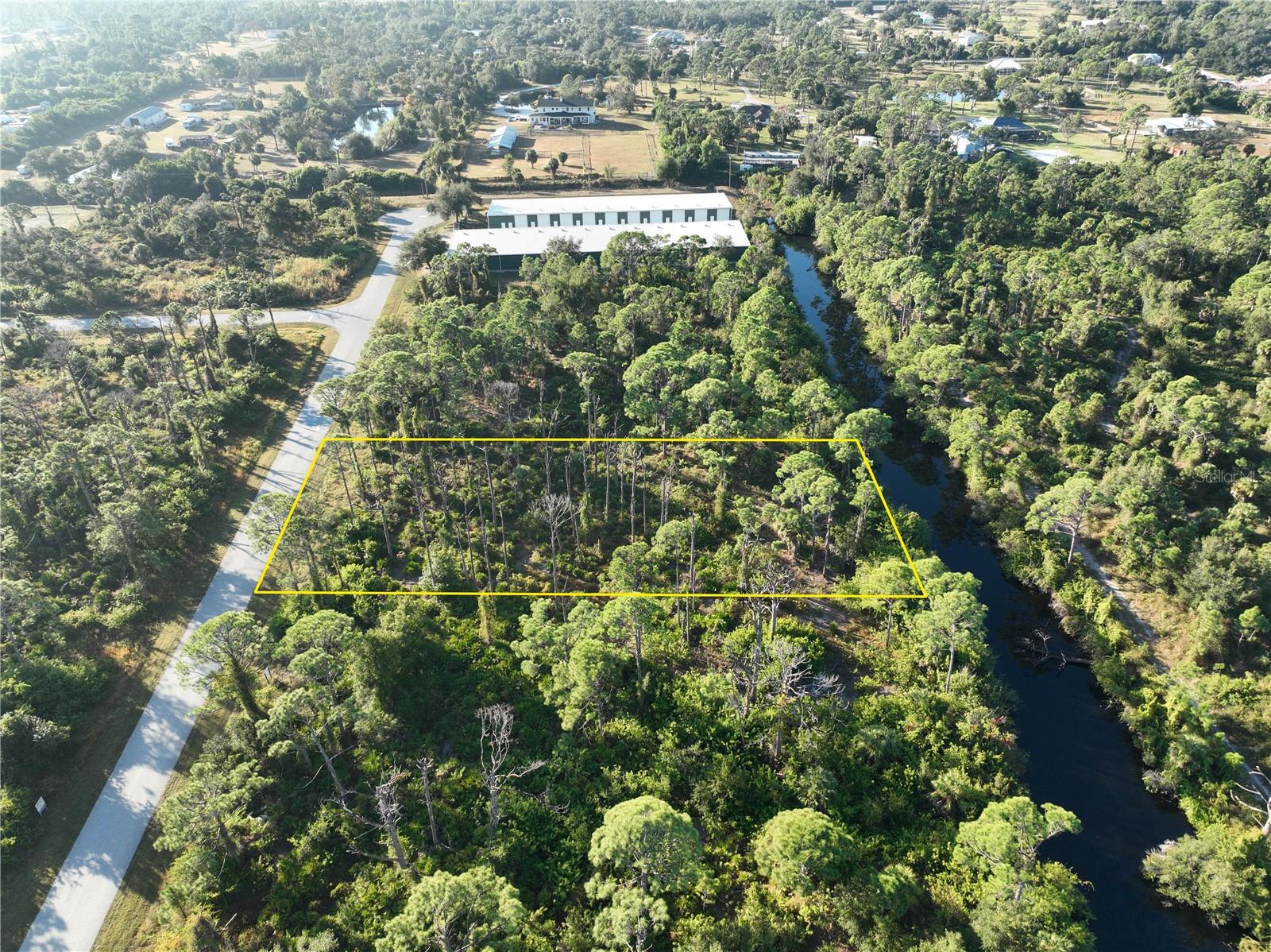 MORRIS INDUST PARK - Land