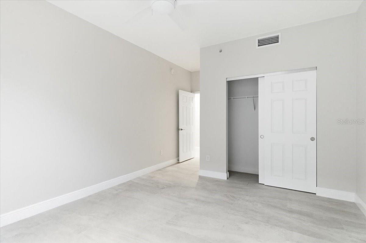 THE MOORINGS AT EDGEWATER - Residential