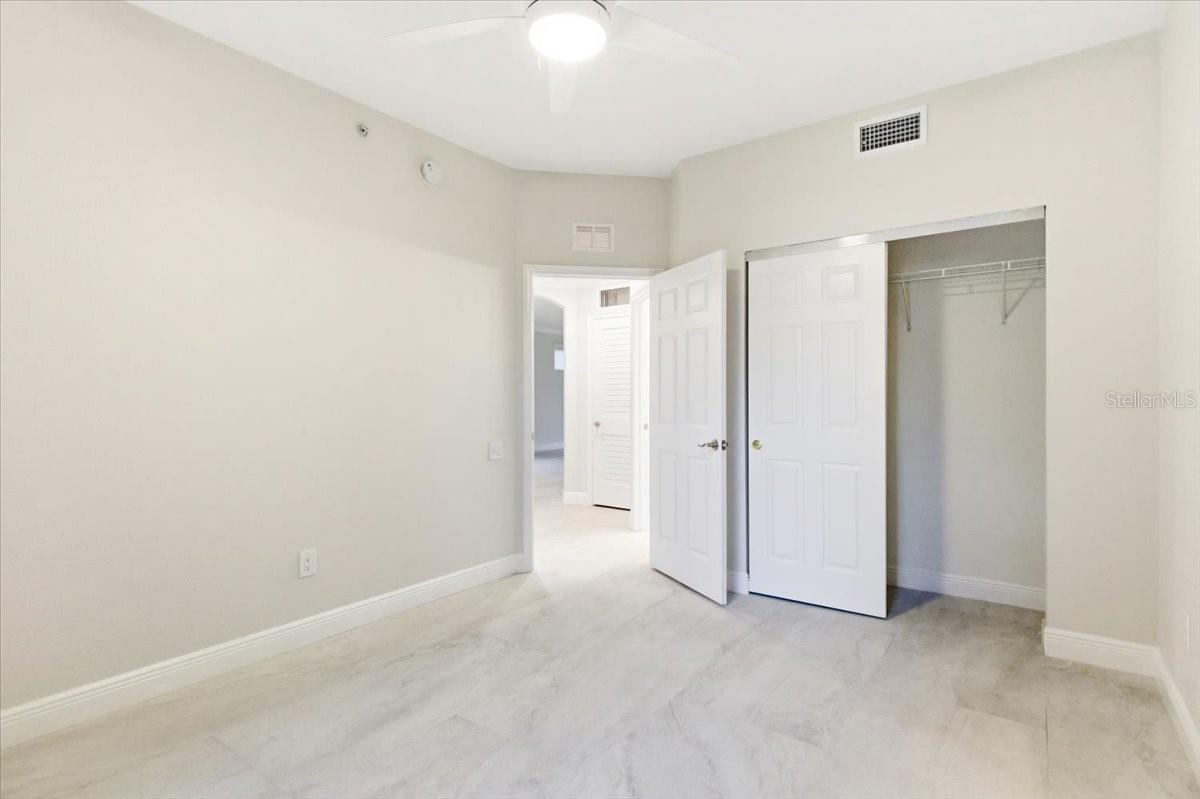 THE MOORINGS AT EDGEWATER - Residential