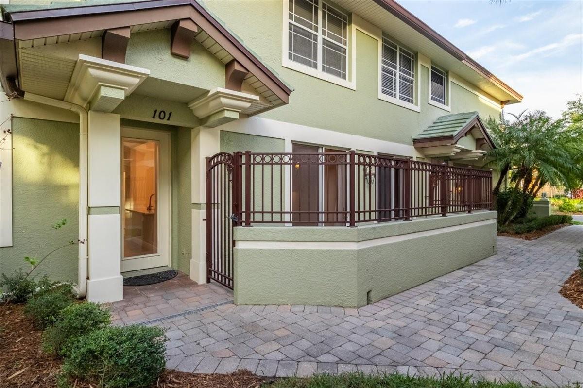 THE MOORINGS AT EDGEWATER - Residential