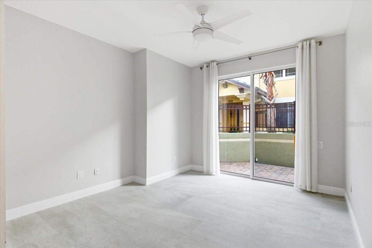 THE MOORINGS AT EDGEWATER - Residential