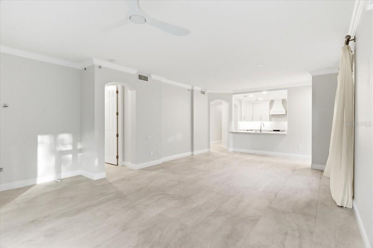 THE MOORINGS AT EDGEWATER - Residential