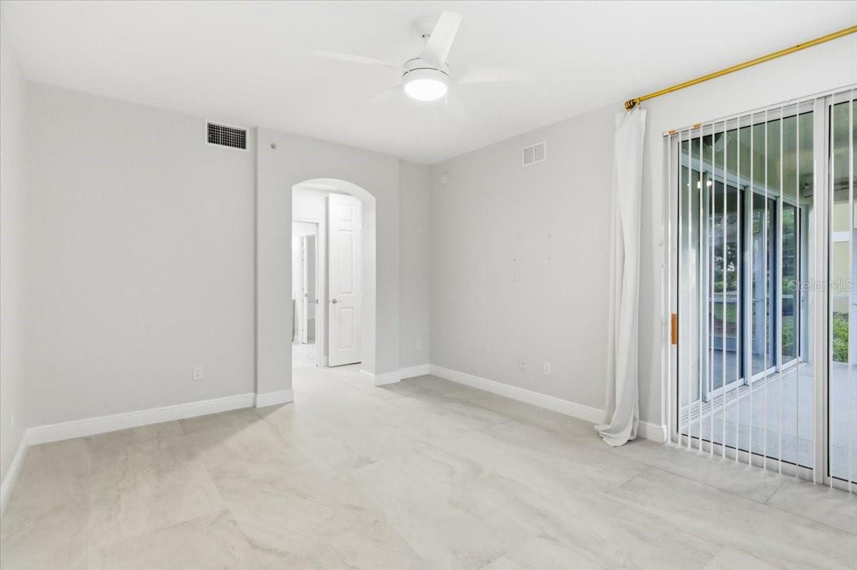 THE MOORINGS AT EDGEWATER - Residential