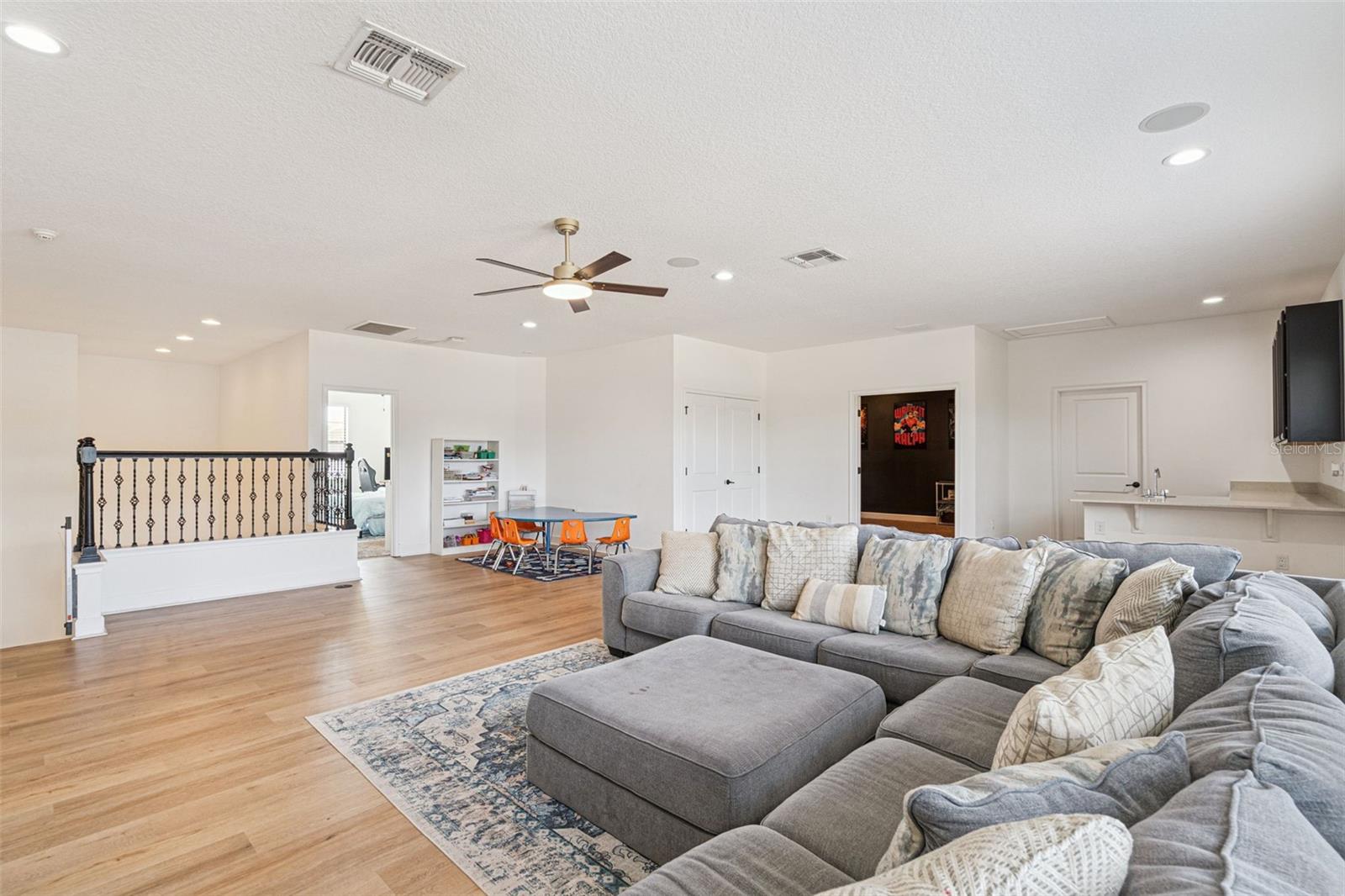 5785 SAYBROOK CIRCLE