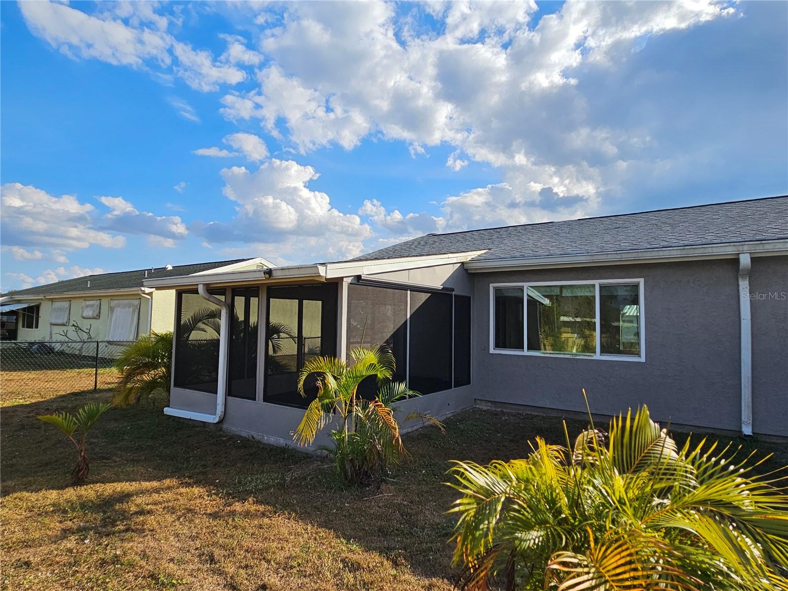 PORT CHARLOTTE SUB 52 - Residential Lease