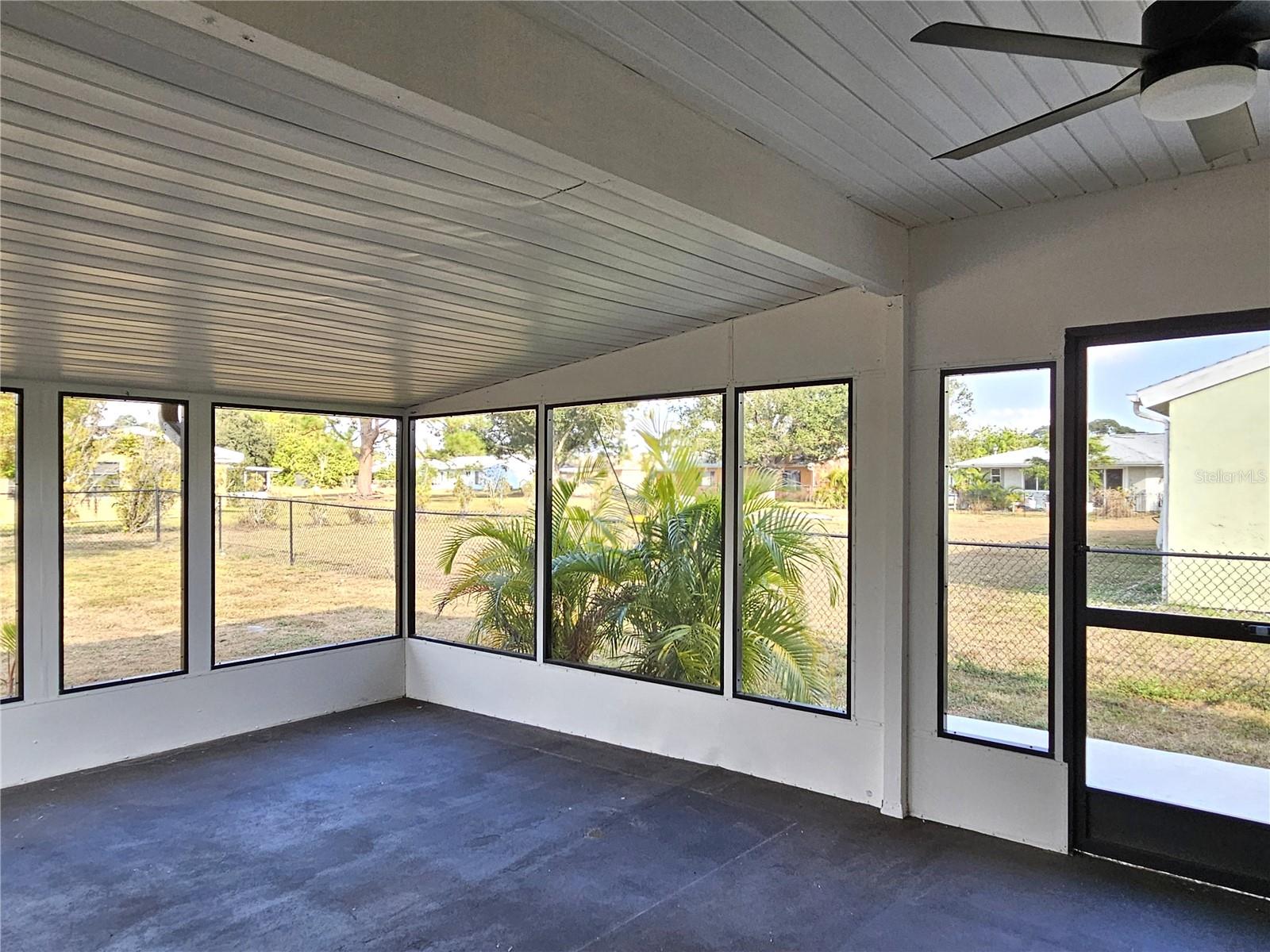 PORT CHARLOTTE SUB 52 - Residential Lease