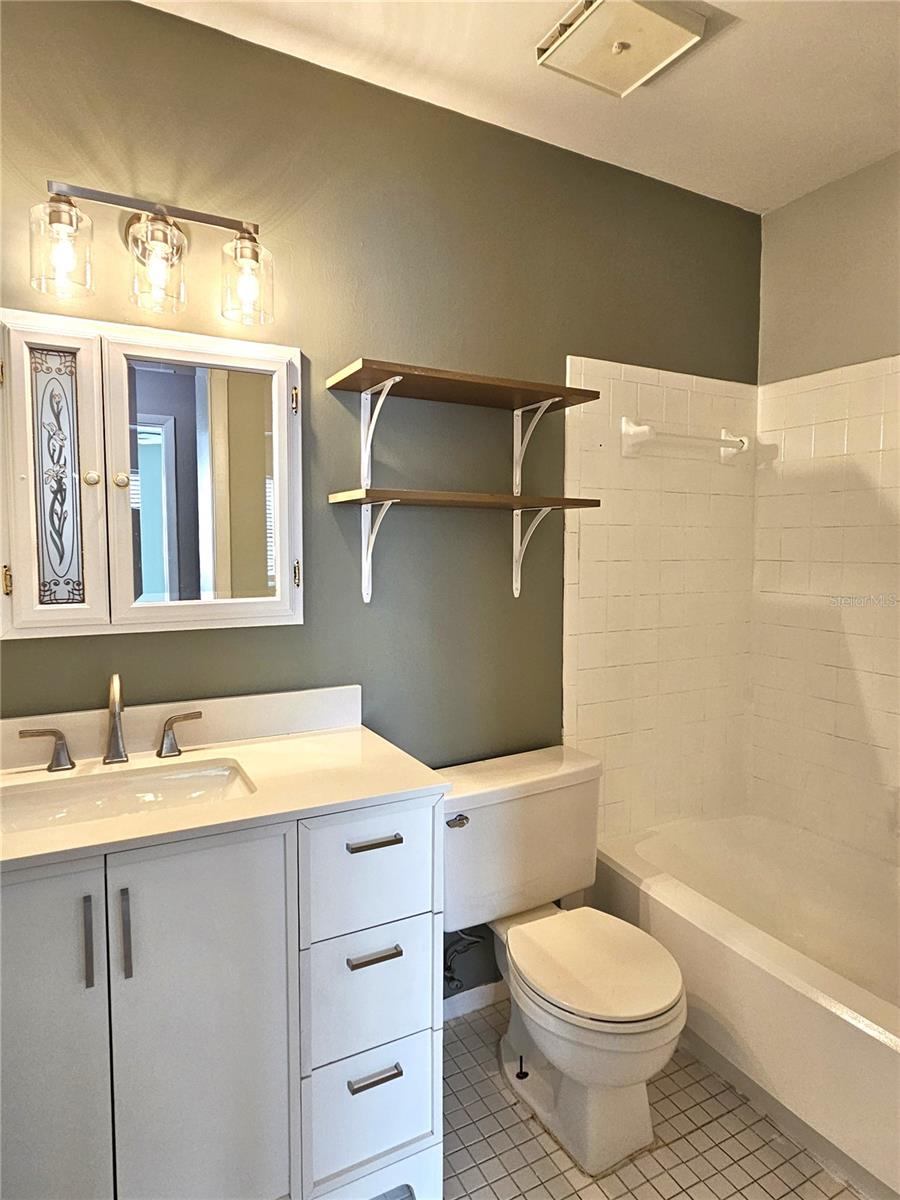 PORT CHARLOTTE SUB 52 - Residential Lease