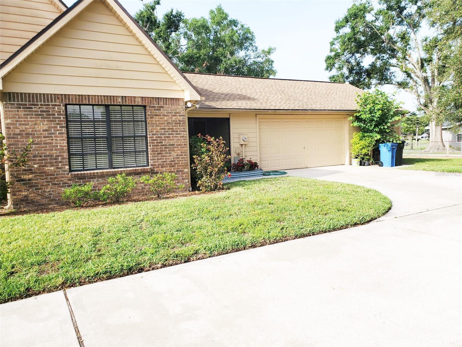 2615 SOUTHERN OAKS PLACE