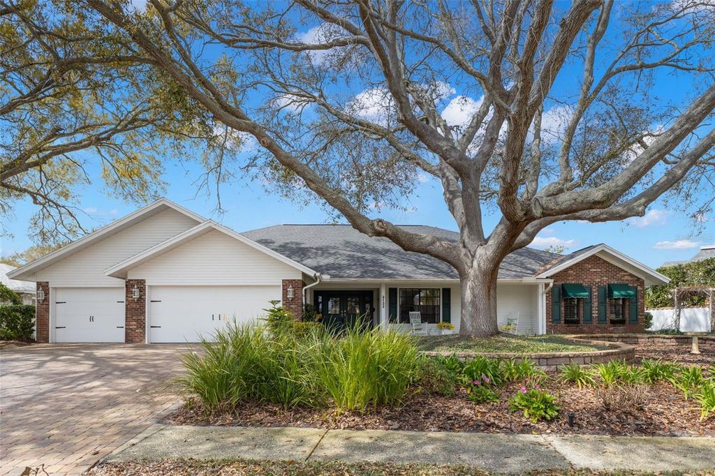 Photo of 3132 Masters Drive, Clearwater, FL 33761 (MLS # TB8478536)