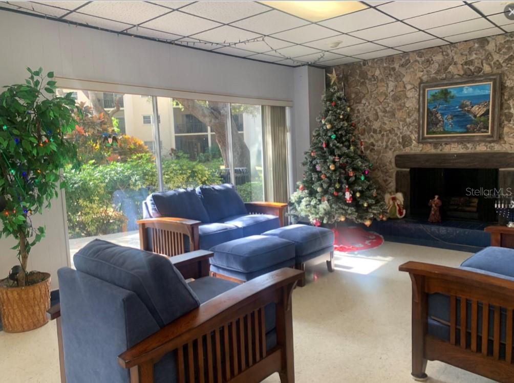 PATRICIAN OAKS - Residential