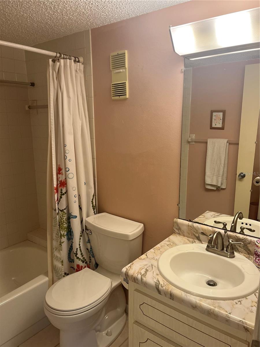 PATRICIAN OAKS - Residential