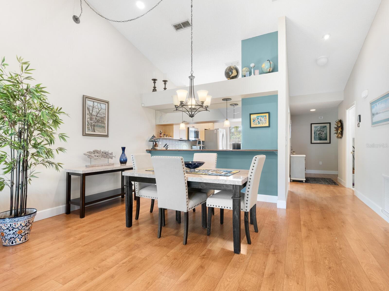 CLUBSIDE AT PALM-AIRE I & II - Residential