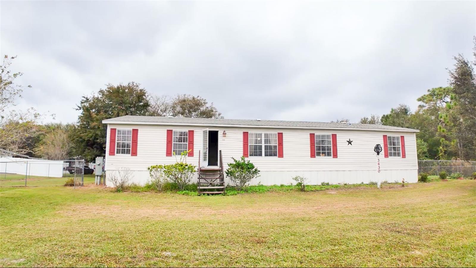 Unique opportunity! Beautiful 3-bedroom, 2-bathroom mobile home with 1 acre of land For Rent, located near top-rated schools. Just 10-15 minutes from Orlando International Airport, with easy access to shopping centers and only a short drive to the vibrant Lake Nona area. no HOA fees! lot of space for parking your cars, RV, or boat. Don’t miss out on this opportunity. Schedule your showing today!"