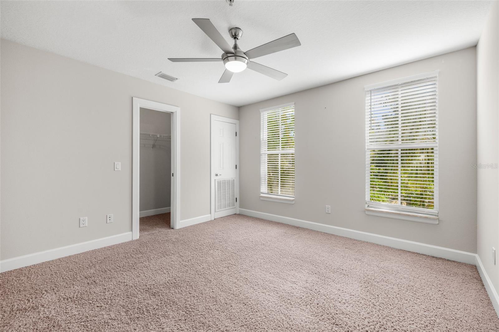 NEWPORT PALMS TWNHMS - Residential Income