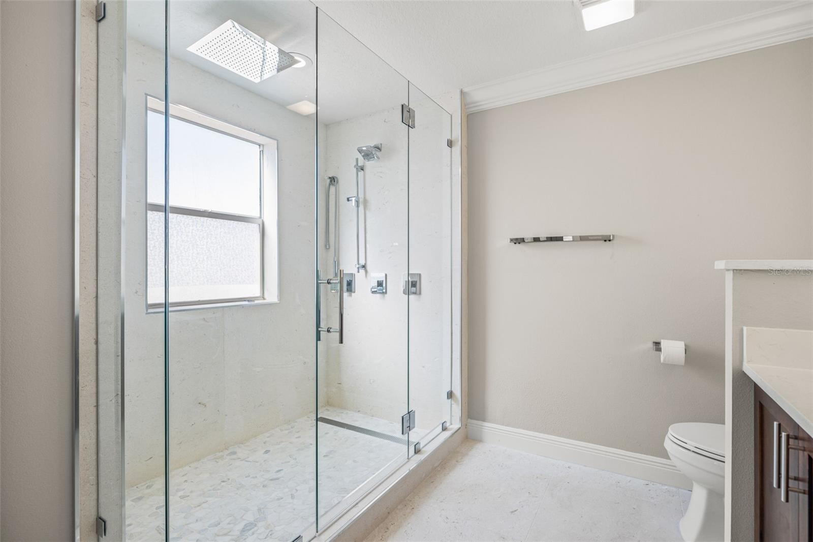 NEWPORT PALMS TWNHMS - Residential Income