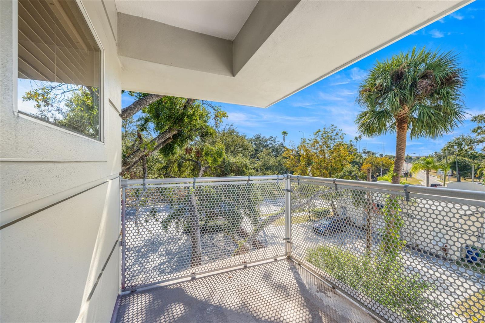 NEWPORT PALMS TWNHMS - Residential Income