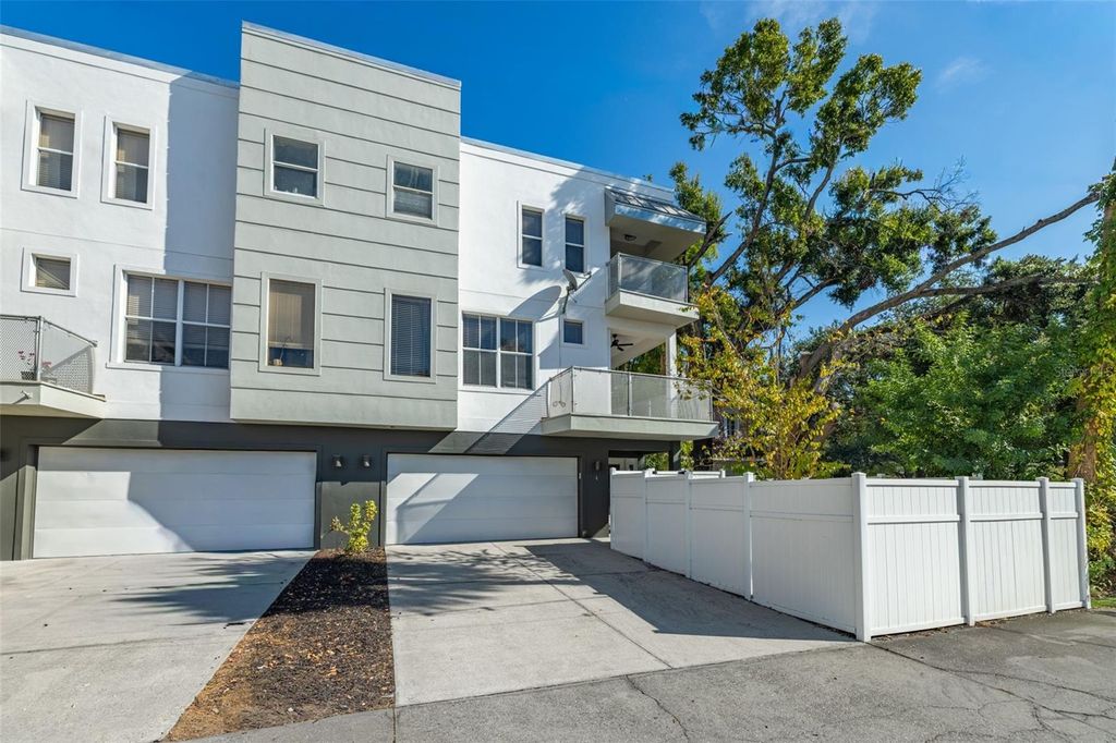 Photo of 113 S Newport Avenue #1-4, Tampa, FL 33606 (MLS # TB8447675)