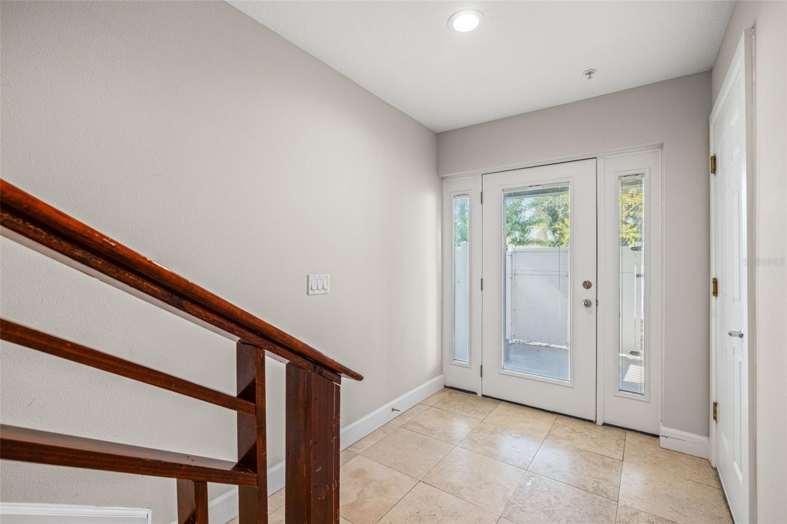 NEWPORT PALMS TWNHMS - Residential Income