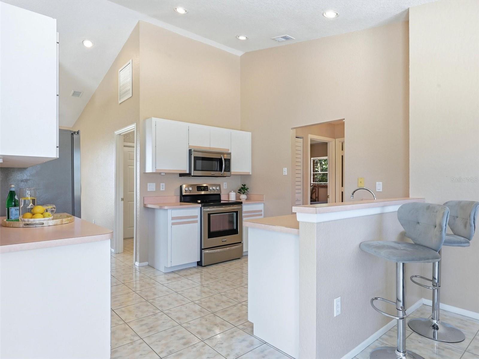 ROTONDA WEST BROADMOOR - Residential