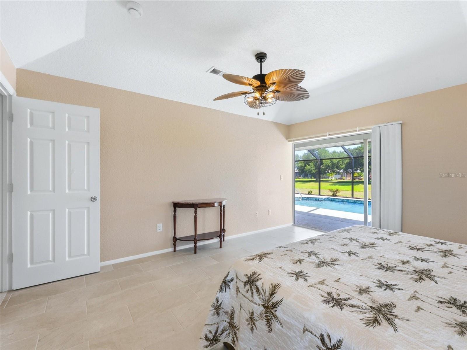ROTONDA WEST BROADMOOR - Residential