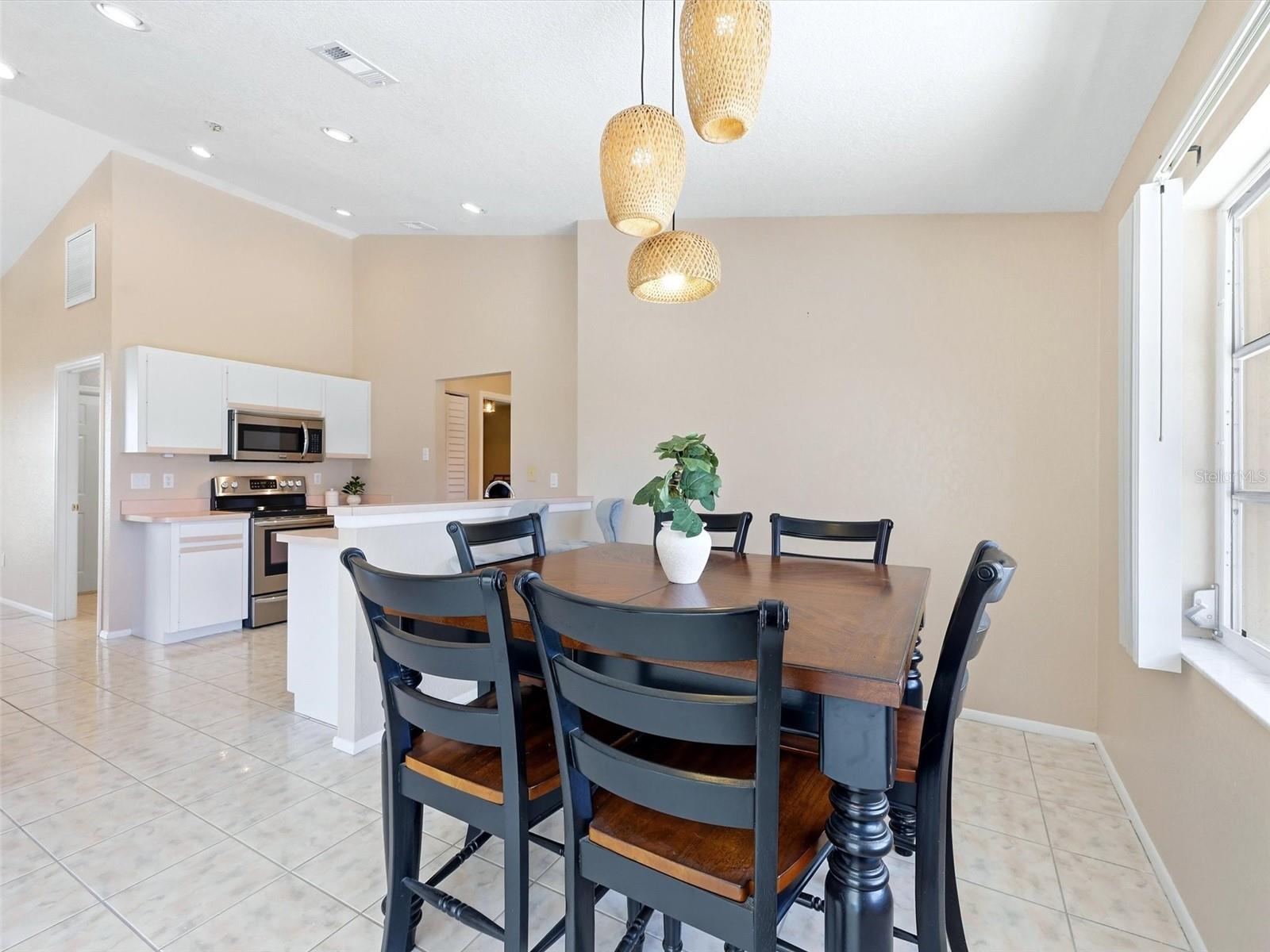 ROTONDA WEST BROADMOOR - Residential