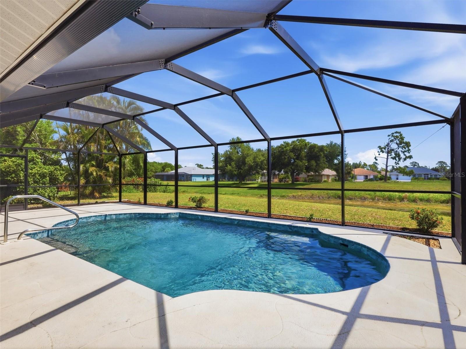 ROTONDA WEST BROADMOOR - Residential